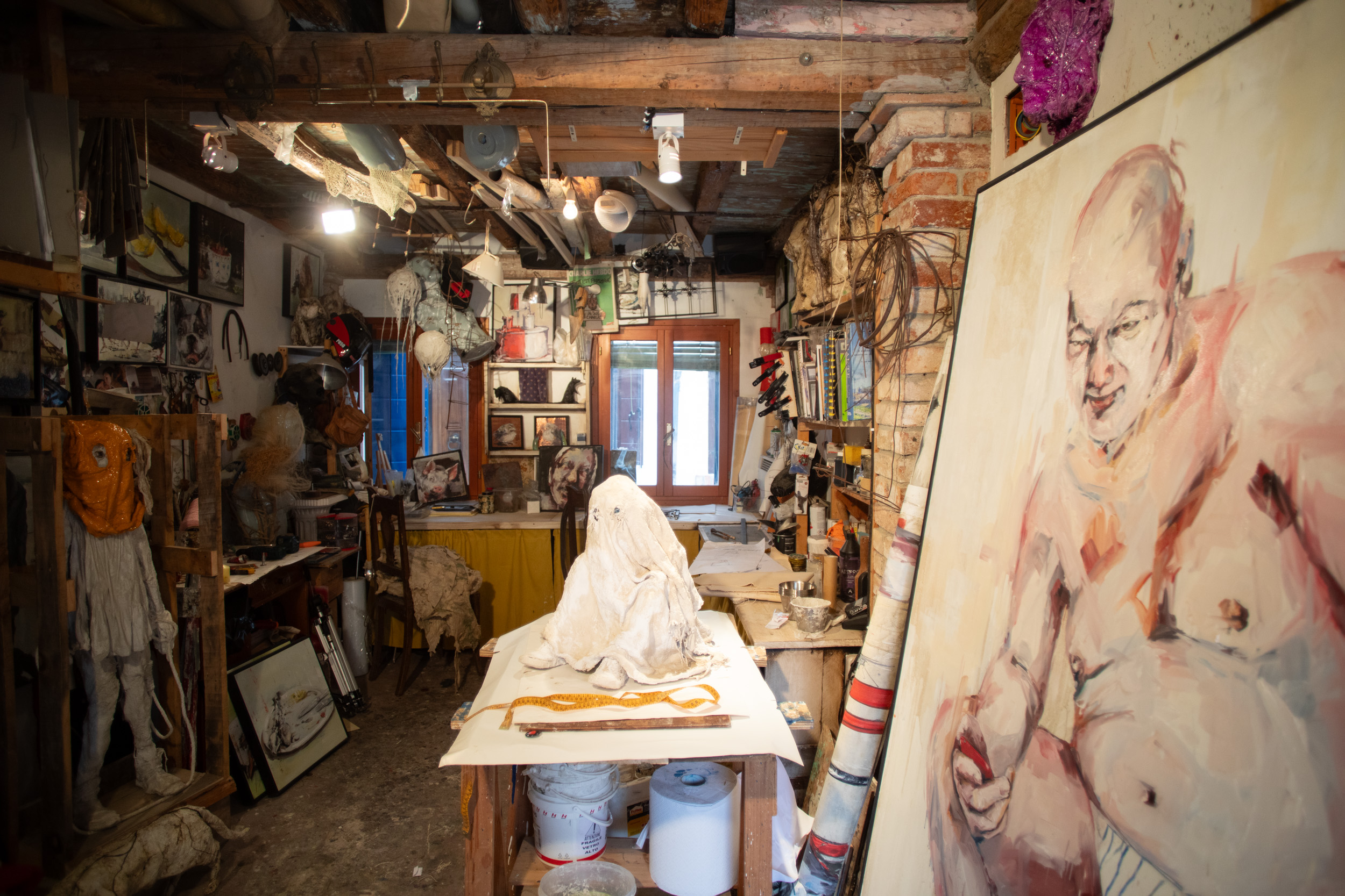 L'atelier più piccolo di Tagliapietra si trova accanto alla casa dove vive l'artista. Foto: Massimo Pistore