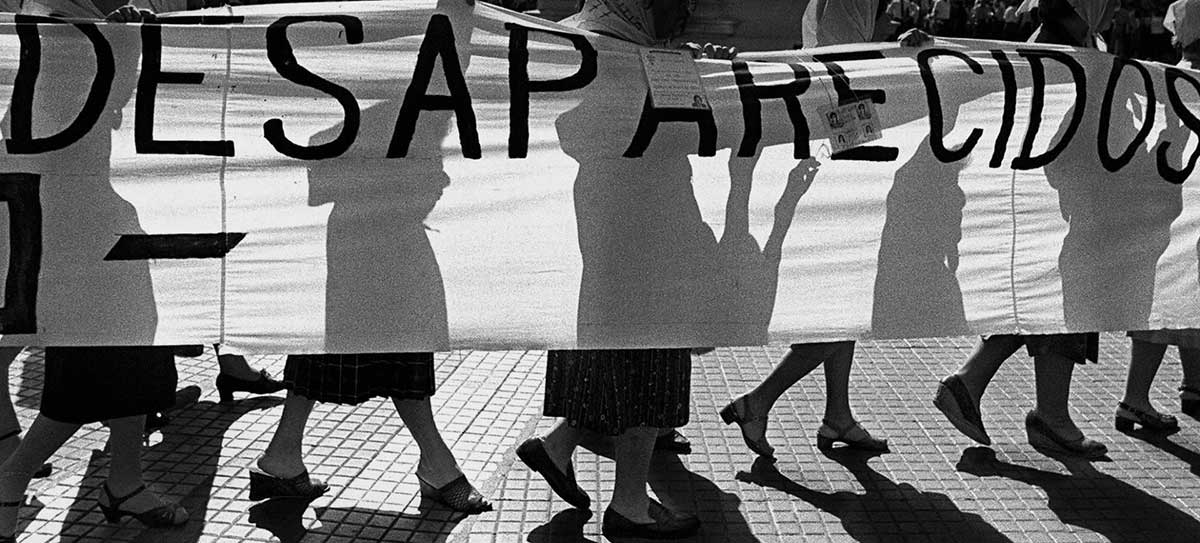striscione desaparecidos