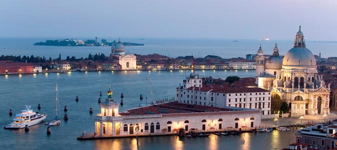 Grandi navi a Venezia: quanto inquinano e quanto fanno “guadagnare”. N_venezia