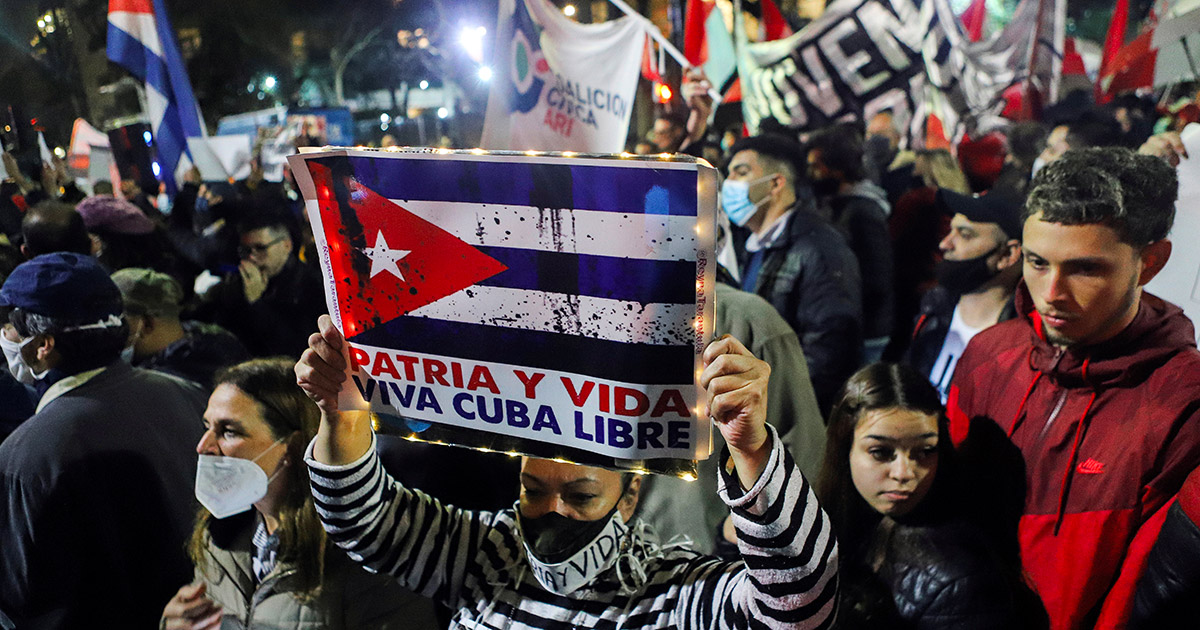 C'est le Début de la Fin - Page 10 Cuba-proteste-2021