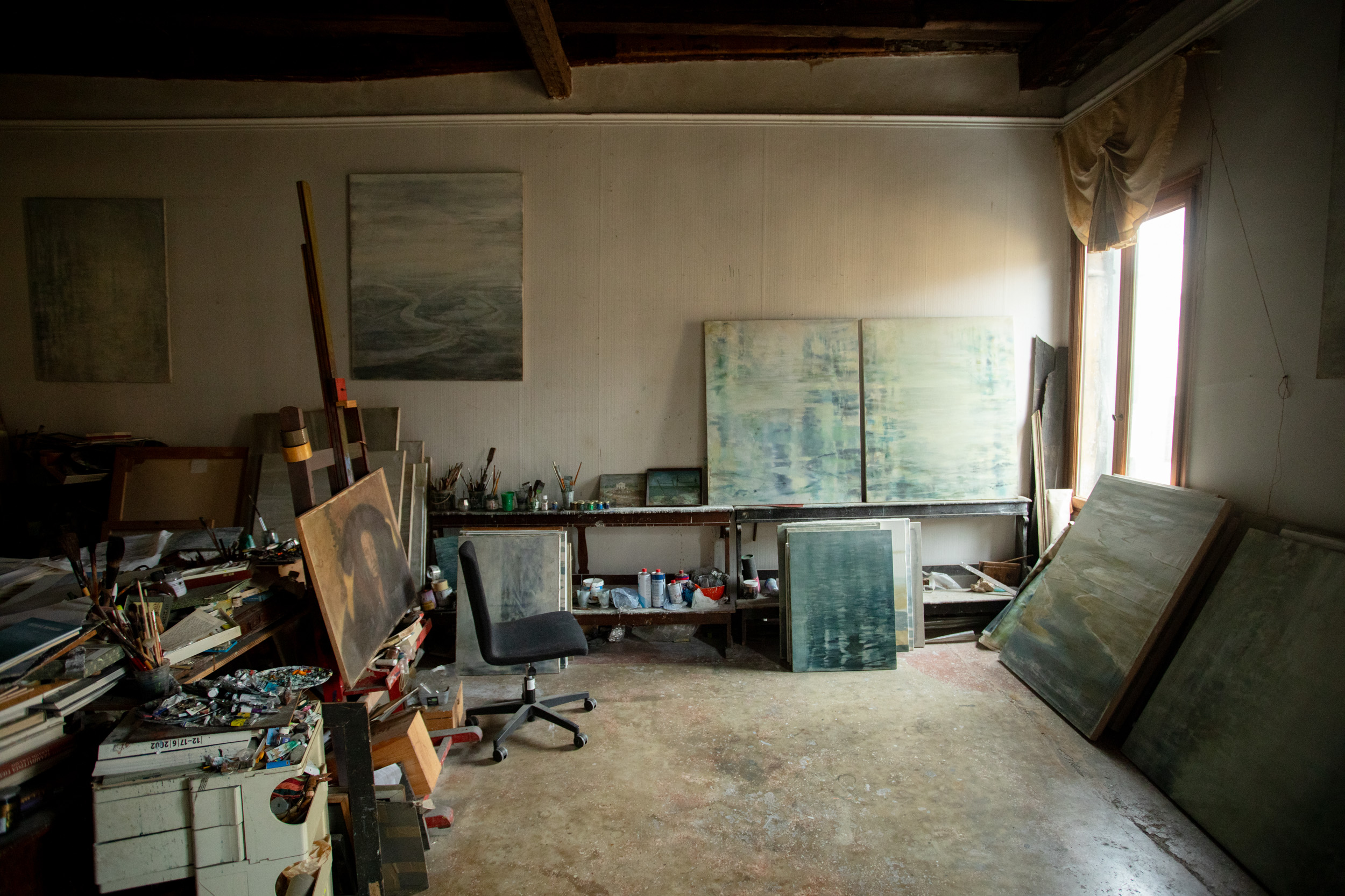 Lo studio di Ileana Ruggeri fotografato da Massimo Pistore
