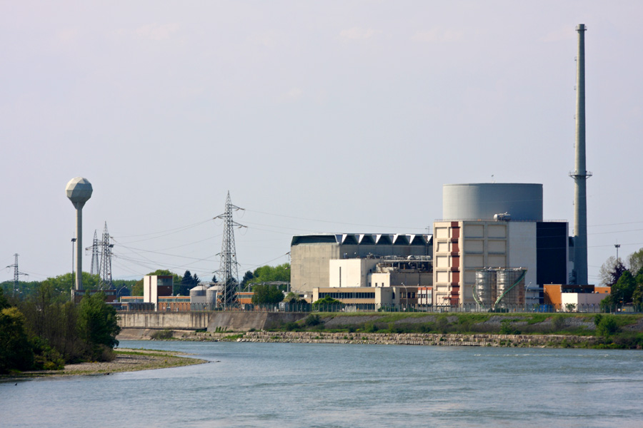Centrale nucleare Enrico Fermi a Trino (VC) Centrale nucleare Enrico Fermi a Trino (VC)