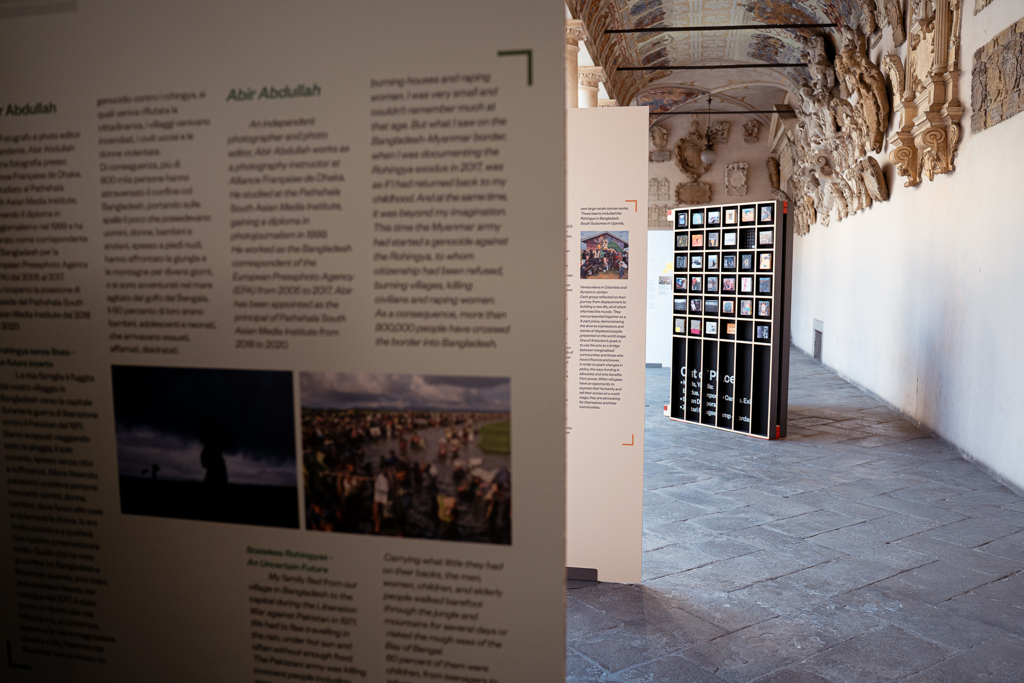 Foto mostra Out of Place