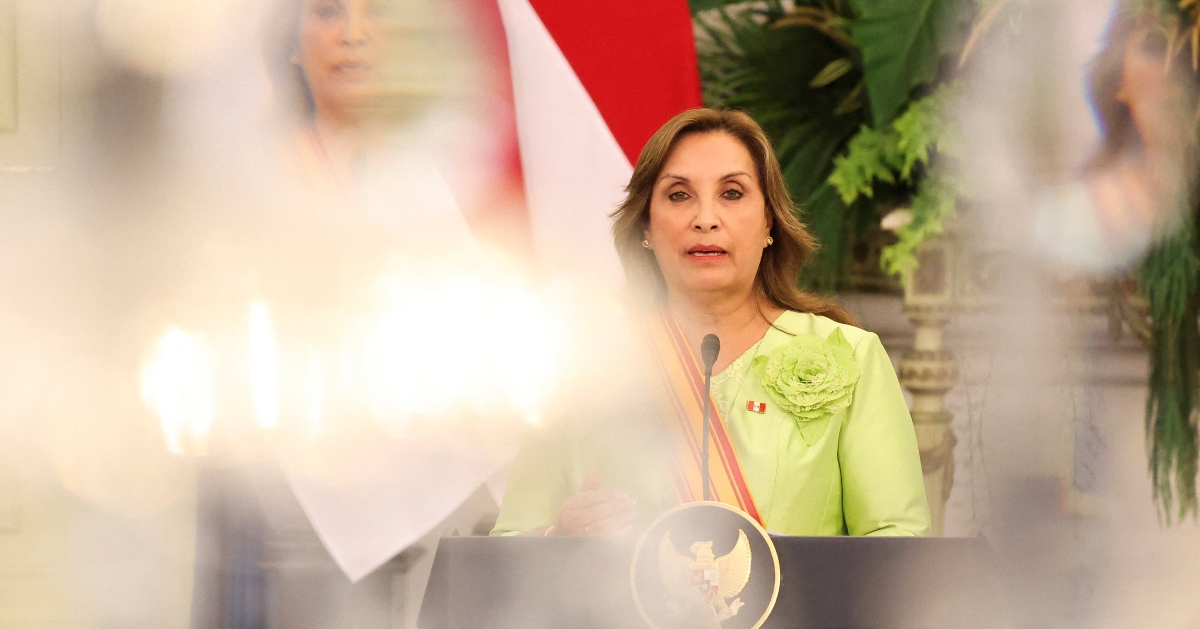 La Presidente del Perù Dina Boluarte in visita a Jakarta