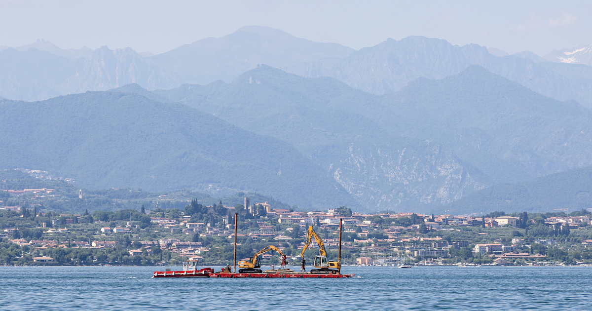 Piattaforma di costruzione, Lago di Garda