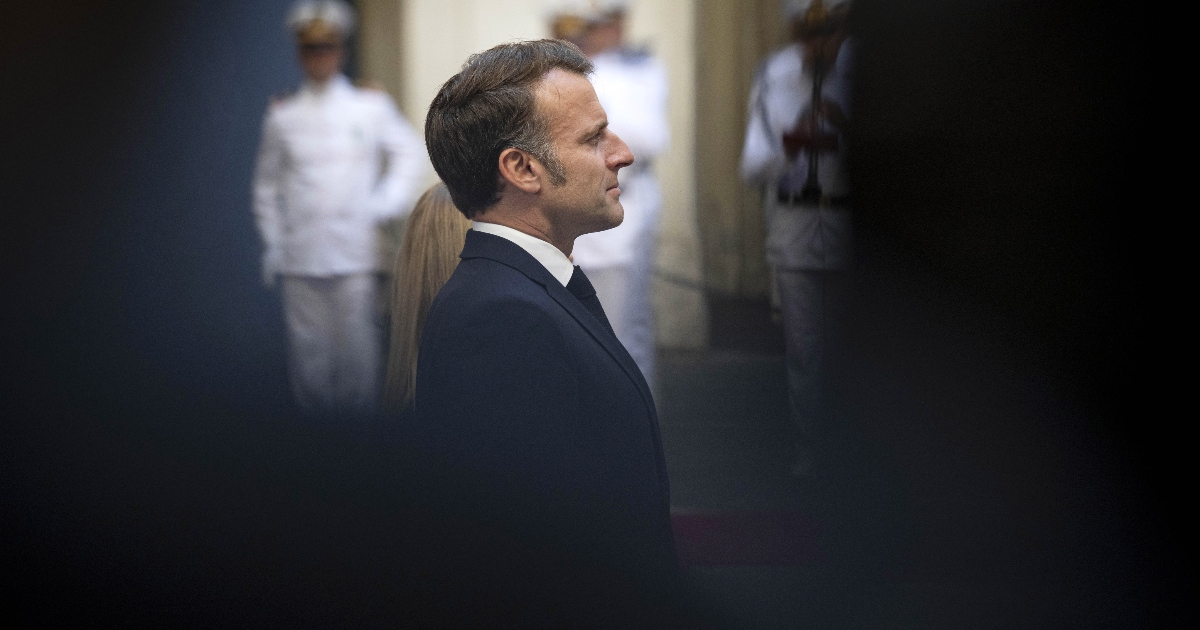 Macron Macron