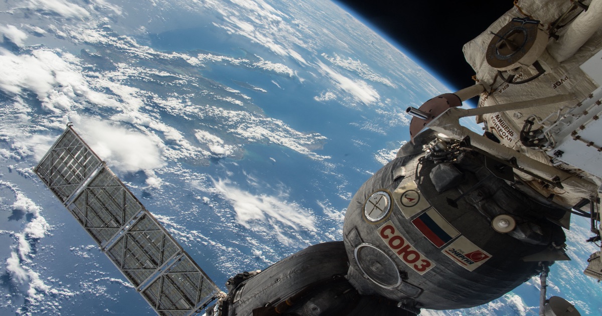 Una navicella russa Soyuz ormeggiata alla ISS. Foto: NASA