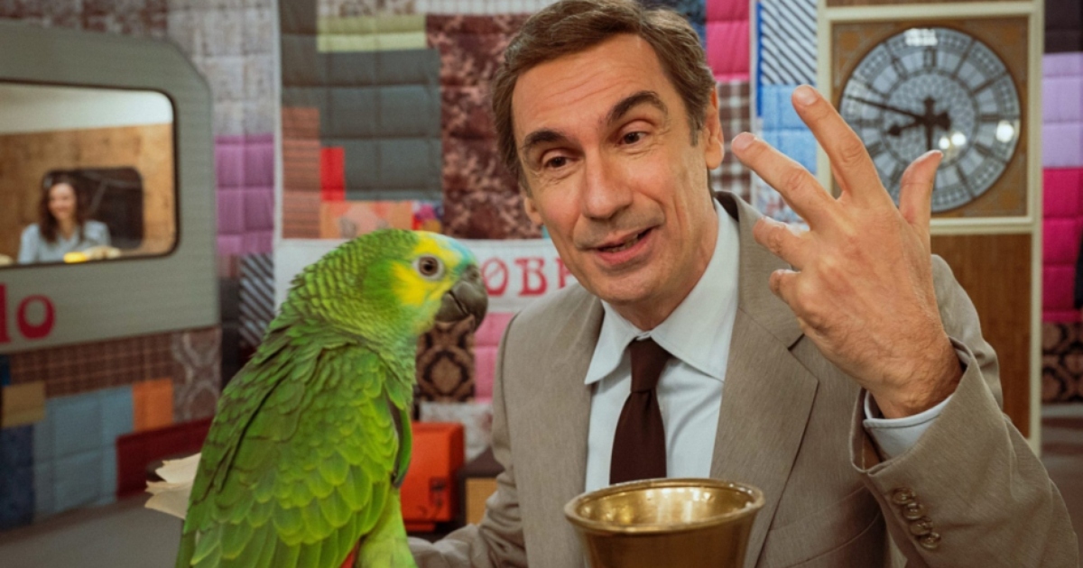 Fabrizio Gifuni in "Portobello"