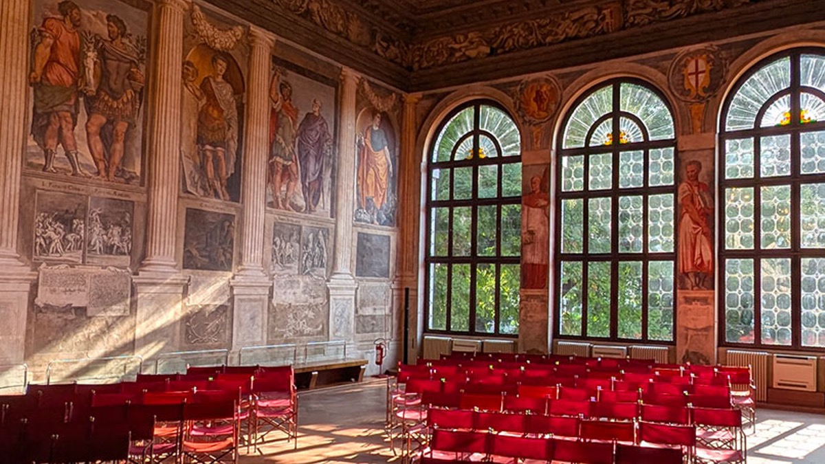 vetrate della sala dei giganti