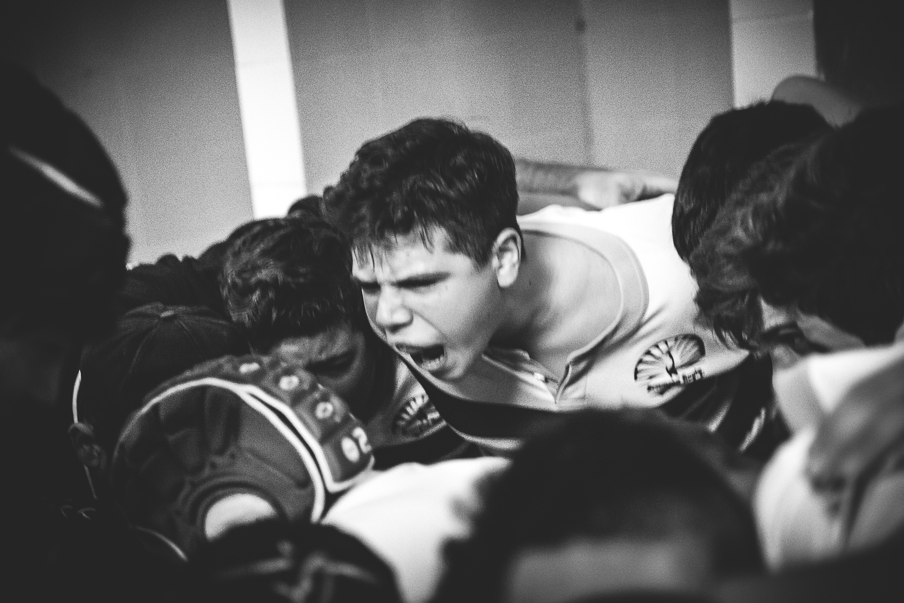 L'urlo di incoraggiamento pre match. Under 16 dello Scampia Rugby, Napoli (ottobre 2017) . Foto: Chiara Asoli