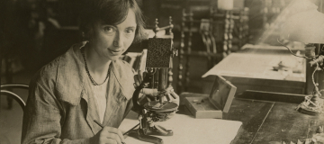 L'esploratrice solitaria che sfrecciava tra le Alpi