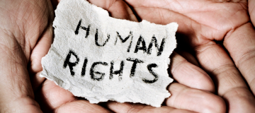 World report 2024: la doppia morale dei governi sui diritti umani