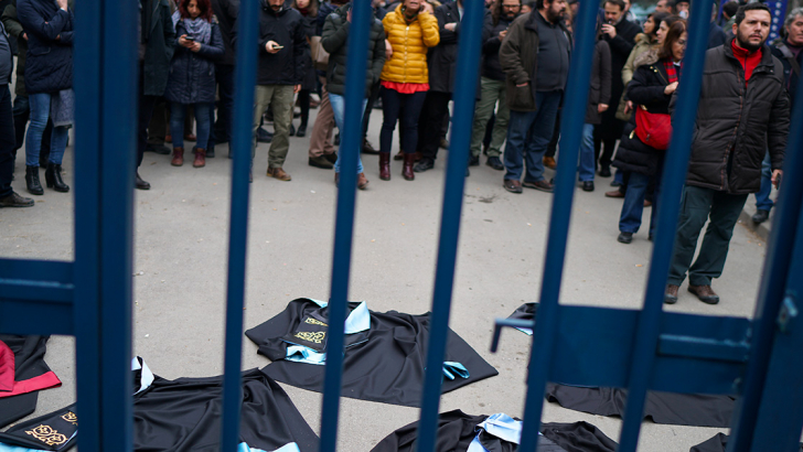 Protesta accademica ad Ankara contro le repressioni alla libertà di espressione. Foto: Reuters