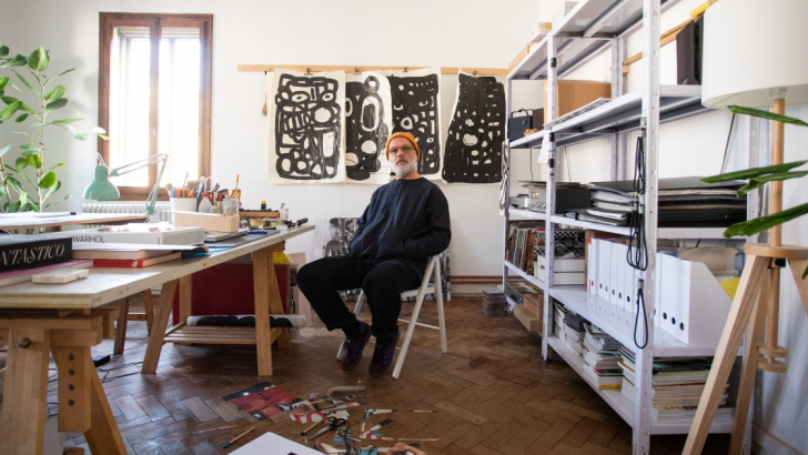 Lucio Schiavon nel suo atelier. Foto: Massimo Pistore