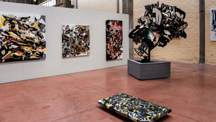mostra