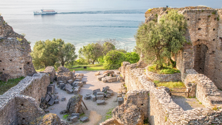 sito grotte di catullo a sirmione del garda