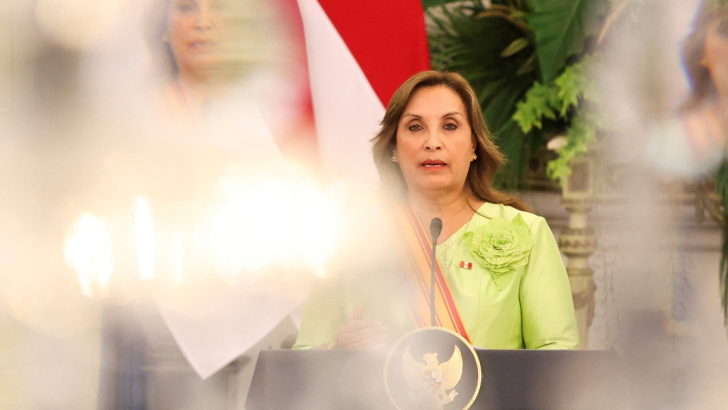 La Presidente del Perù Dina Boluarte in visita a Jakarta