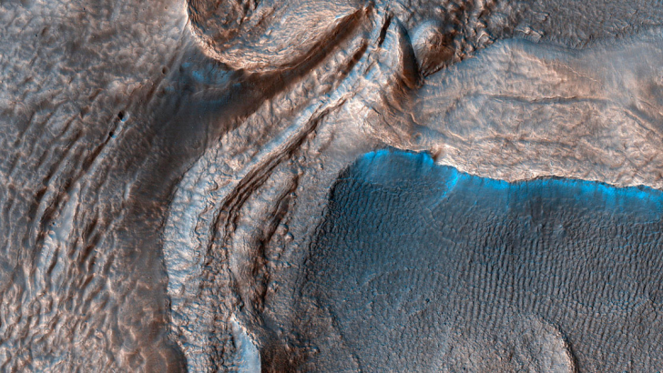 Una delle centinaia di foto scattate dal Mars Reconnaissance Orbiter. Foto: Nasa/Università dell'Arizona